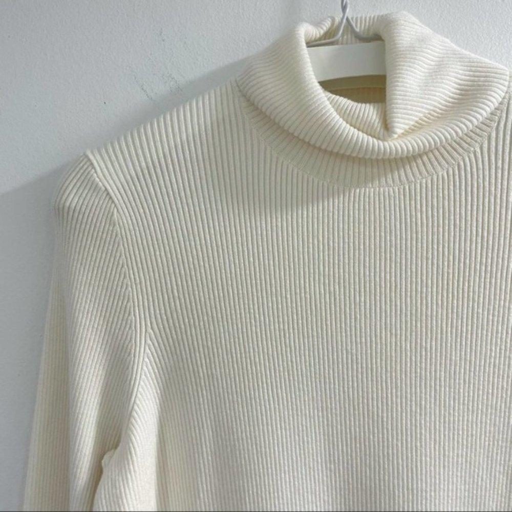 NEW! ANTHROPOLOGIE MOTH Ribbed Bell Sleeve Turtleneck Sweater in CREAM (S) - Picture 7 of 10